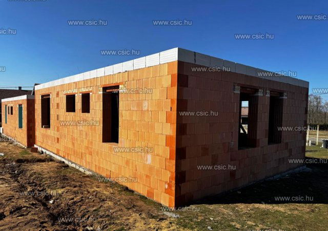 Eladó ikerház, Őrbottyánban 89.5 M Ft, 3+1 szobás