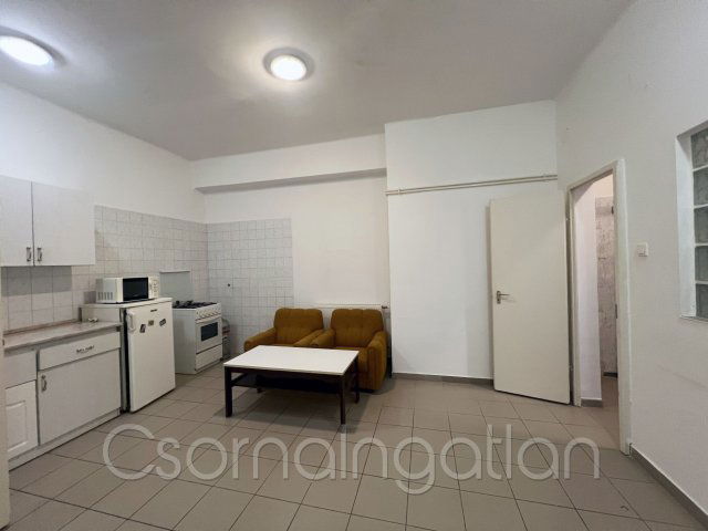 Kiadó téglalakás, albérlet, Kónyon 80 E Ft / hó, 2 szobás