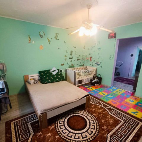 Eladó családi ház, Kiskunfélegyházán 12.9 M Ft, 2 szobás