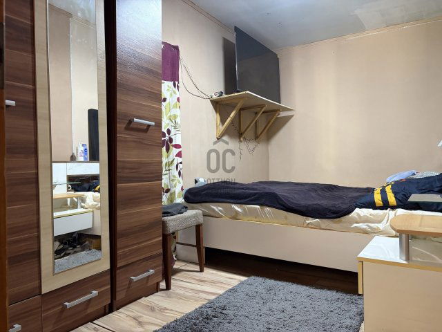 Eladó családi ház, Lajoskomáromban 42 M Ft, 5 szobás