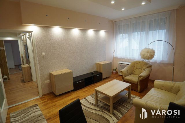 Eladó téglalakás, Nagykanizsán 34.9 M Ft, 2 szobás