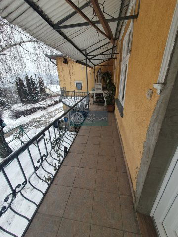 Eladó családi ház, Ózdon, Honvéd utcában 22 M Ft, 6 szobás