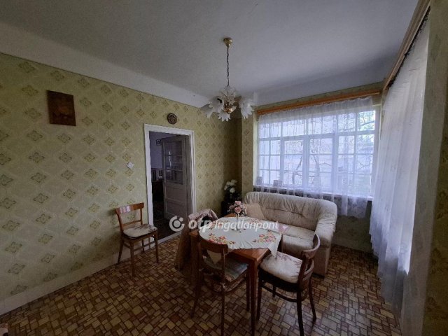 Eladó családi ház, Kisnánán 20 M Ft, 2 szobás