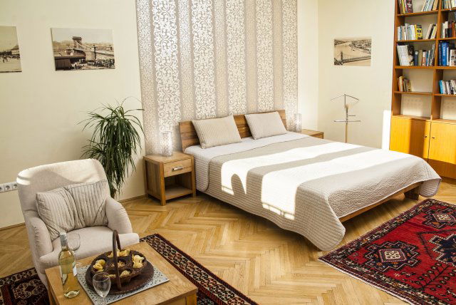 Eladó téglalakás, Budapesten, VII. kerületben 144 M Ft, 3 szobás