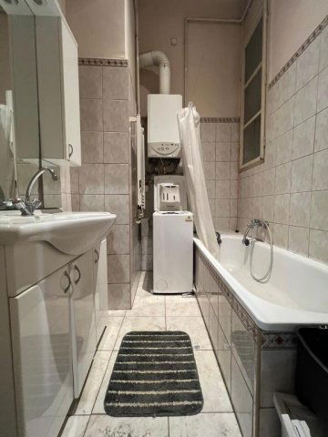 Eladó téglalakás, Budapesten, VI. kerületben 109.8 M Ft