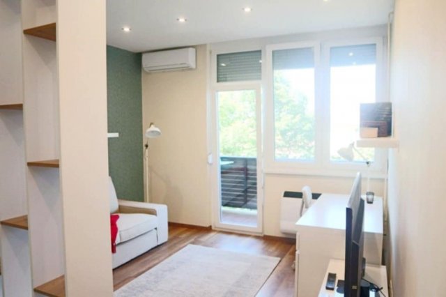 Eladó téglalakás, Szegeden, Moszkvai körúton 51.8 M Ft