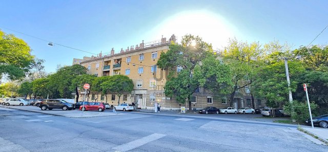 Eladó téglalakás, Budapesten, III. kerületben 62.9 M Ft