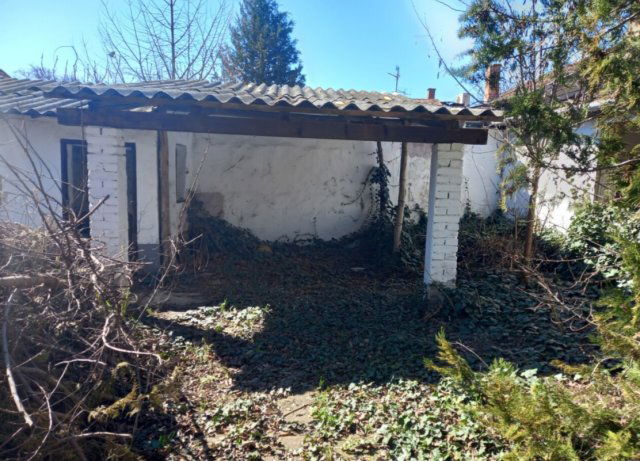 Eladó családi ház, Kiskunhalason 3.4 M Ft, 1+1 szobás