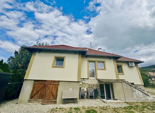 Eladó családi ház, Szigligeten 99 M Ft, 2 szobás