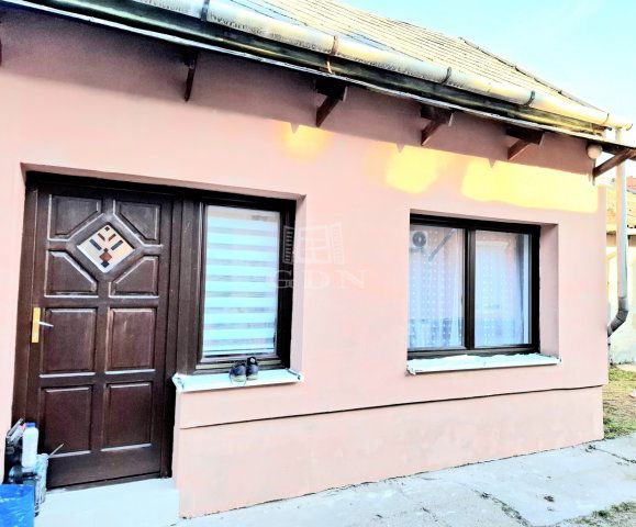 Eladó téglalakás, Budapesten, XV. kerületben 62 M Ft, 1+1 szobás