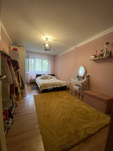 Eladó panellakás, Budapesten, III. kerületben 81.6 M Ft, 3 szobás