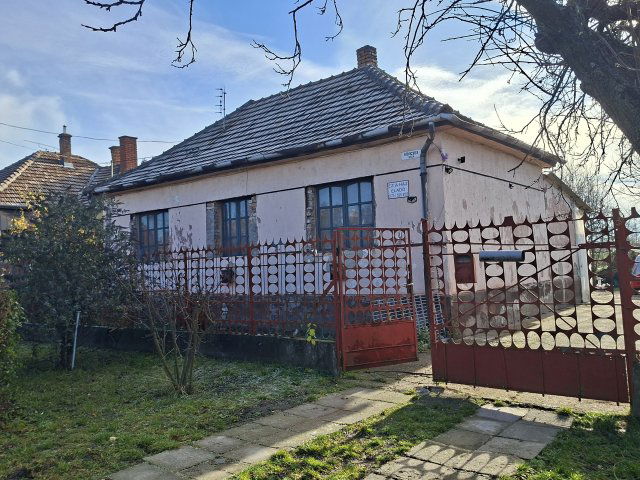 Eladó családi ház, Pásztón 25.99 M Ft, 2 szobás