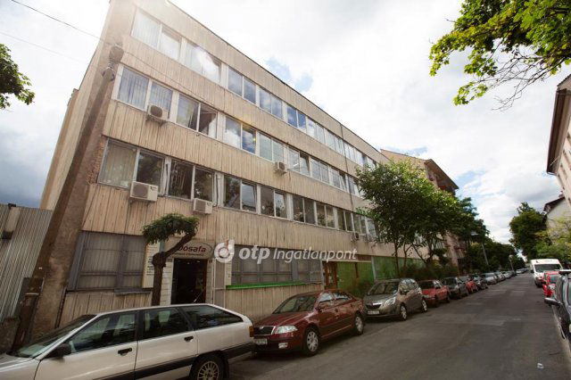 Kiadó iroda, Budapesten, XIV. kerületben 480 E Ft / hó, 1 szobás