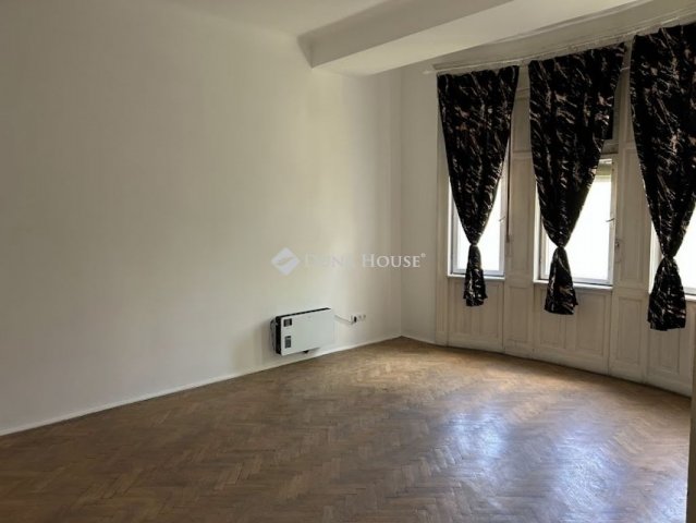 Eladó téglalakás, Budapesten, XIV. kerületben 120 M Ft, 3 szobás