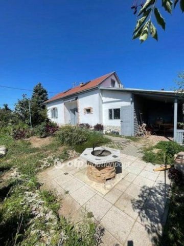 Eladó családi ház, Gávavencsellőn 28.7 M Ft, 2+1 szobás
