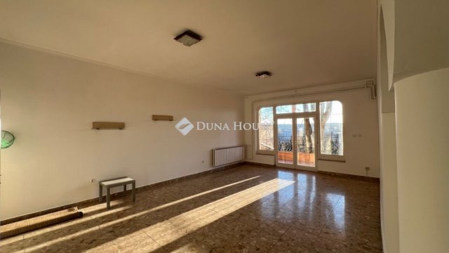 Kiadó ikerház, albérlet, Budaörsön, Fodros utcában, 9 szobás