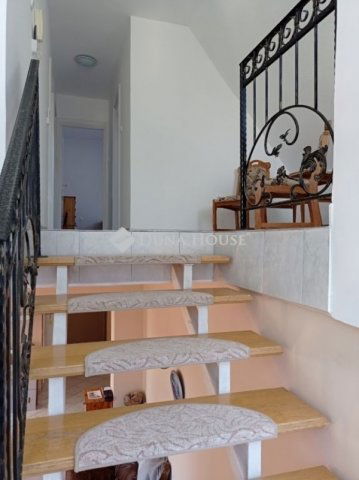 Eladó téglalakás, Zalaegerszegen 55 M Ft, 5+1 szobás