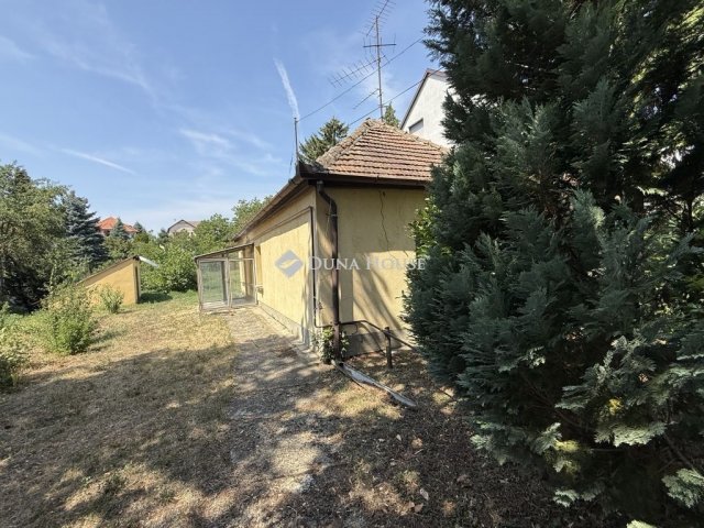 Eladó családi ház, Szombathelyen 88 M Ft, 2 szobás