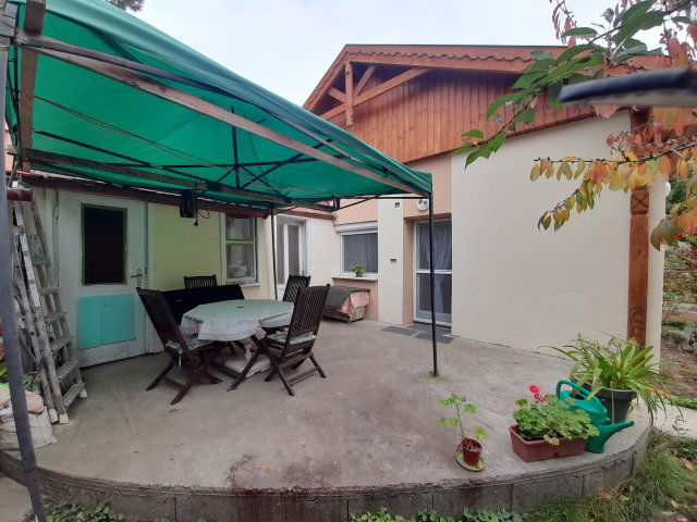 Eladó családi ház, Kerepesen 61.9 M Ft, 2+1 szobás