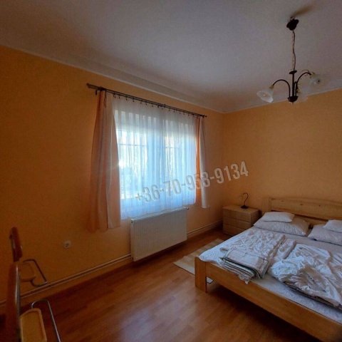 Eladó hotel, Gyenesdiáson 179 M Ft, 12 szobás