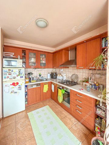 Eladó téglalakás, Szegeden 61.99 M Ft, 2 szobás