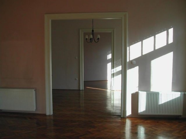 Kiadó téglalakás, albérlet, VII. kerületben, Wesselényi utcában