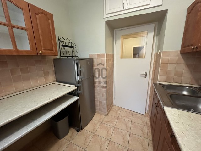 Eladó téglalakás, Debrecenben 68 M Ft, 2 szobás