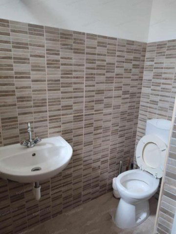 Eladó téglalakás, Kecskeméten 205 M Ft, 8 szobás