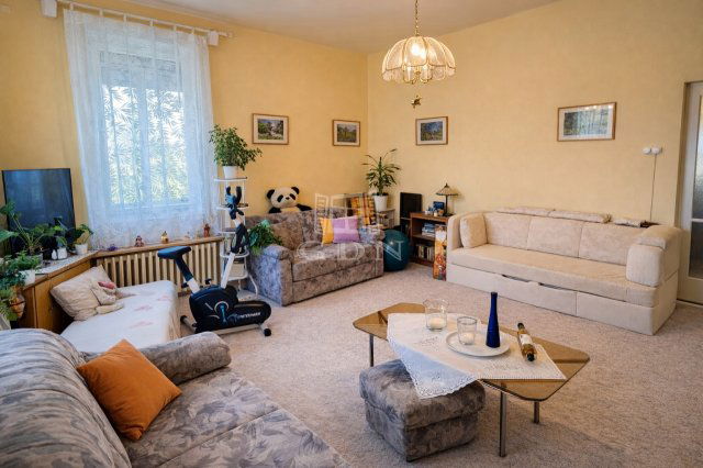 Eladó családi ház, Dunakeszin 109.9 M Ft, 4 szobás