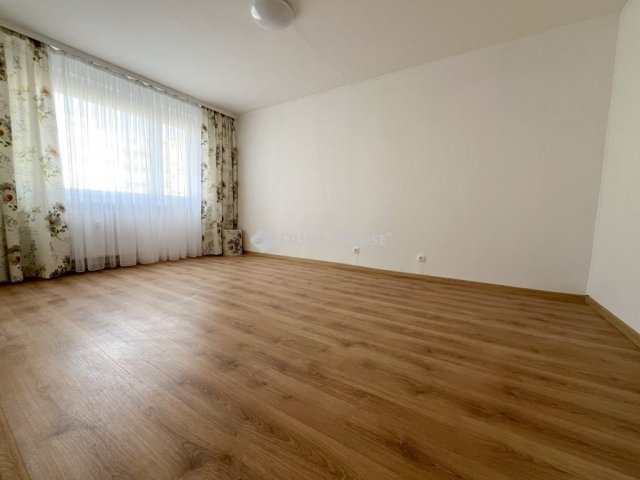 Eladó panellakás, Budapesten, XVIII. kerületben 49.99 M Ft