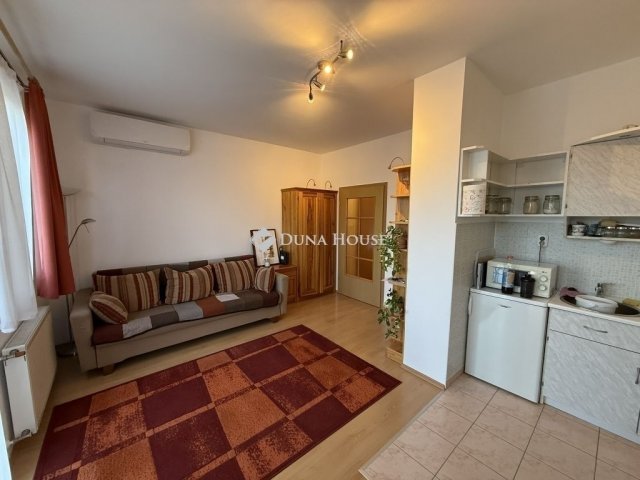 Eladó téglalakás, Budapesten, X. kerületben 43.9 M Ft, 1 szobás