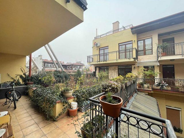 Eladó téglalakás, VI. kerületben, Szinyei Merse utcában