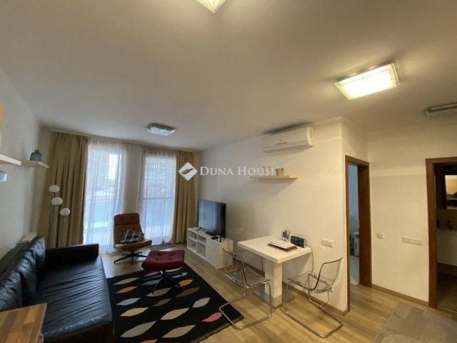 Eladó téglalakás, Budapesten, XIII. kerületben 110 M Ft