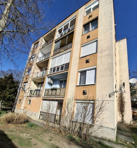 Eladó téglalakás, Kaposváron 34.9 M Ft, 2 szobás