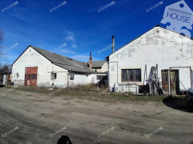 Eladó ipari ingatlan, Kecskeméten 120 M Ft / költözzbe.hu