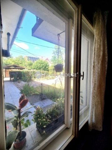 Eladó családi ház, Budapesten, III. kerületben 76.5 M Ft