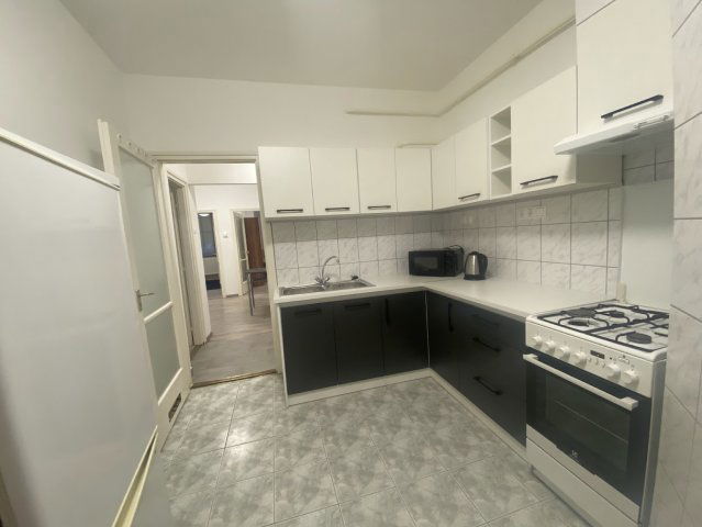 Kiadó téglalakás, albérlet, Kecskeméten 320 E Ft / hó