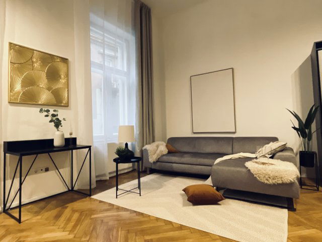 Eladó téglalakás, Budapesten, VII. kerületben, Kertész utcában