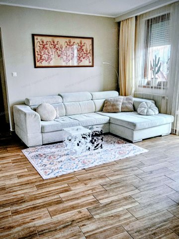 Eladó téglalakás, Szolnokon 57.9 M Ft, 3 szobás