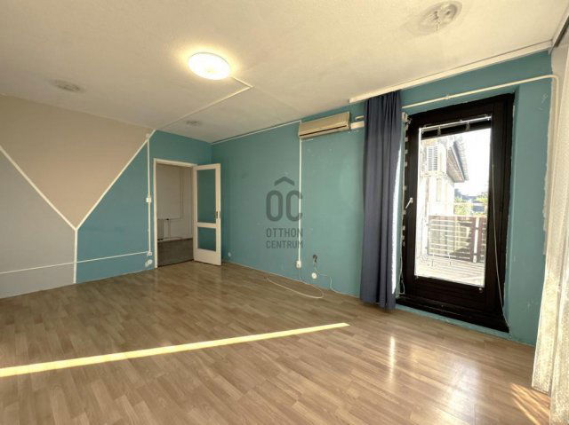 Eladó panellakás, Budapesten, IV. kerületben 114.9 M Ft, 5 szobás