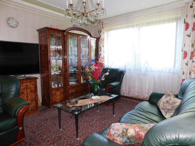 Eladó téglalakás, Keszthelyen 59.9 M Ft, 3 szobás