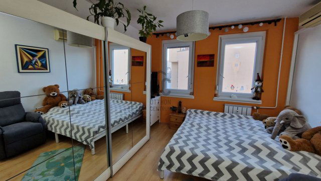 Eladó panellakás, Budapesten, III. kerületben 83.99 M Ft