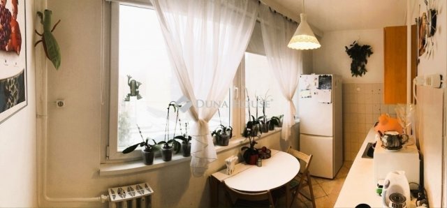 Eladó téglalakás, Gödöllőn 65.9 M Ft, 3 szobás