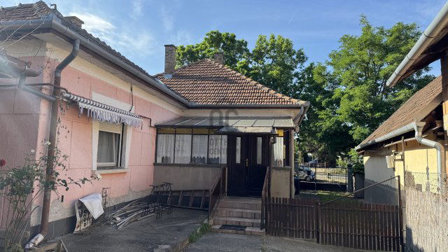 Eladó családi ház, Budapesten, XVII. kerületben 64.9 M Ft