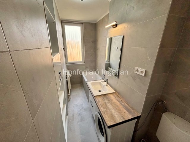 Eladó téglalakás, Nyíregyházán, Stadion utcában 46.9 M Ft