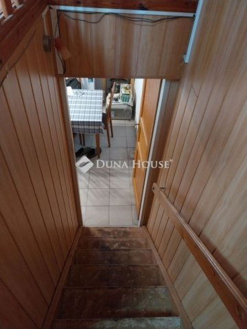 Eladó családi ház, Gárdonyban 29.8 M Ft, 2 szobás