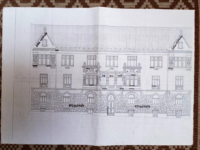 Eladó téglalakás, Pécsett 63.9 M Ft, 3+1 szobás