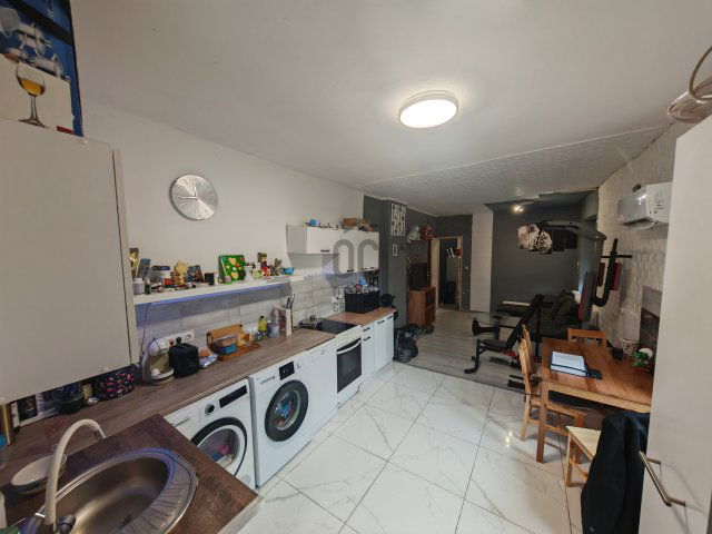 Eladó ikerház, Dorogon 39.9 M Ft, 3 szobás / költözzbe.hu