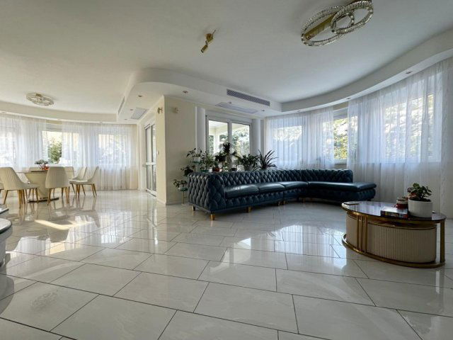 Eladó családi ház, Budapesten, XIV. kerületben 469.9 M Ft