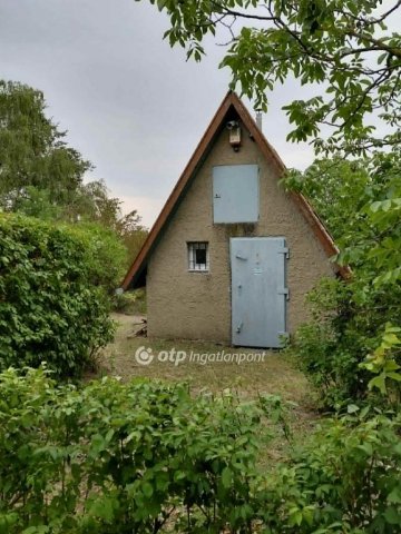 Eladó nyaraló, Egerben 5.5 M Ft, 1 szobás / költözzbe.hu